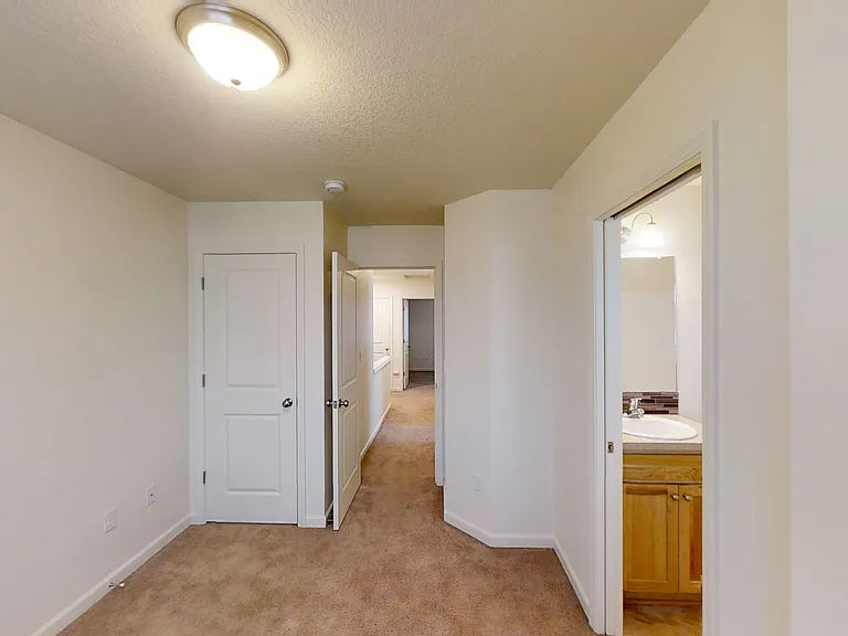 8316 SE Ramona St — Photo 15