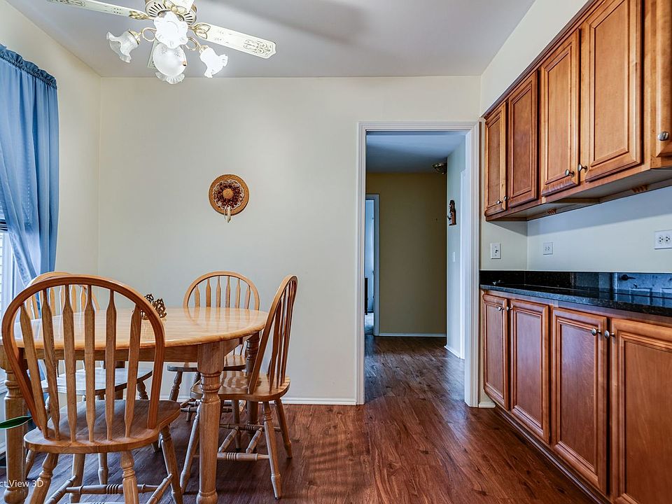 68 Cloverdale Ln, Schaumburg, IL 60194 Zillow