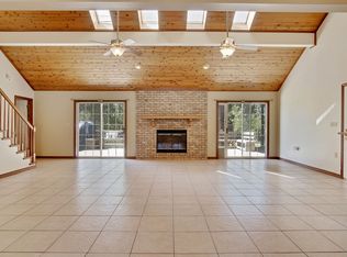 9438 Oaklawn Rd, Biloxi, MS 39532