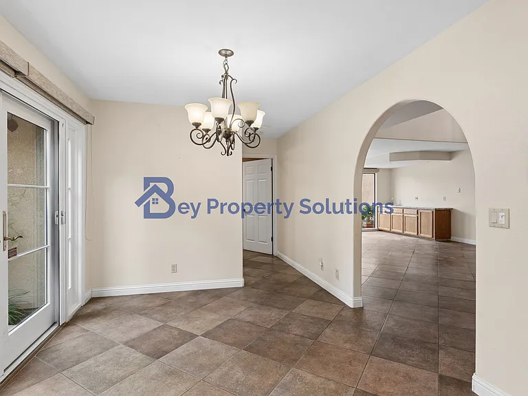 599 Woodland Dr — Photo 17