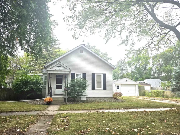 1400 Smith St, Essexville, MI 48732