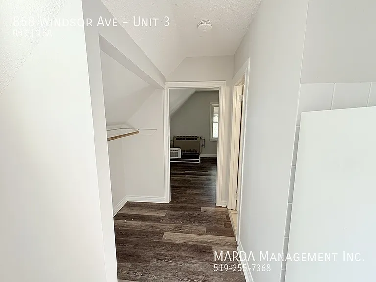 858 Windsor Ave #3 — Photo 4