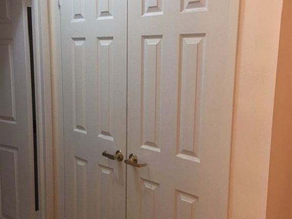 4th image of 1387 Dean St APT 2A