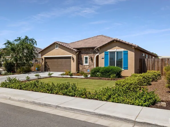 201 Claudia Autumn Dr, Bakersfield, CA 93314