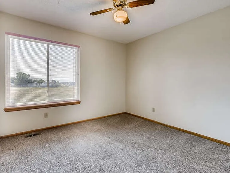 9151 Kenwood Ct — Photo 9