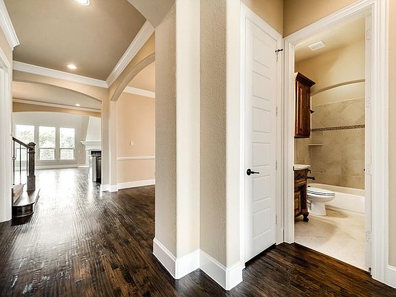5th image of 2901 Deansbrook Dr