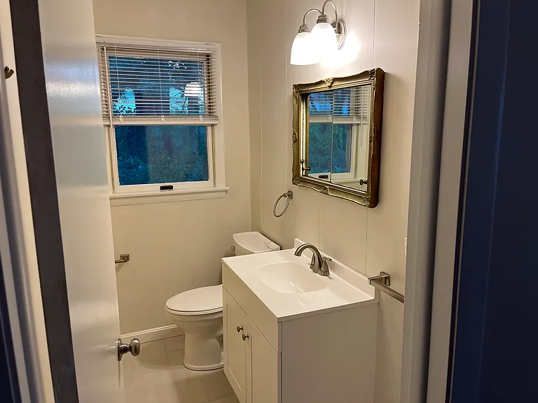 35 Fort St #4 — Photo 3