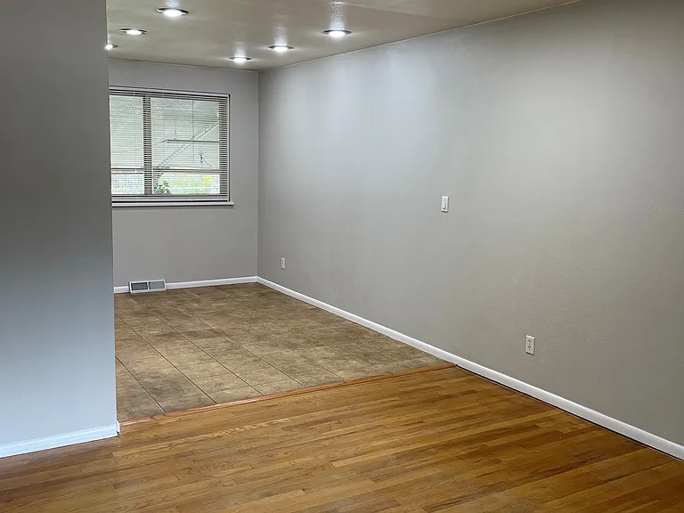 1658 S Zephyr Ct — Photo 2