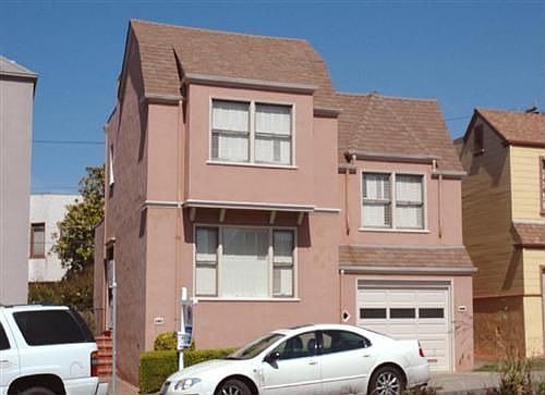 3rd image of 870 Portola Dr