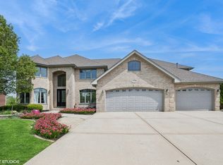 22844 Lakeview Estates Blvd, Frankfort, IL 60423