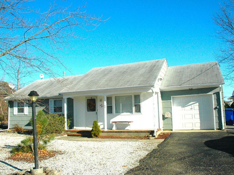 1st image of 43 Birch Ln