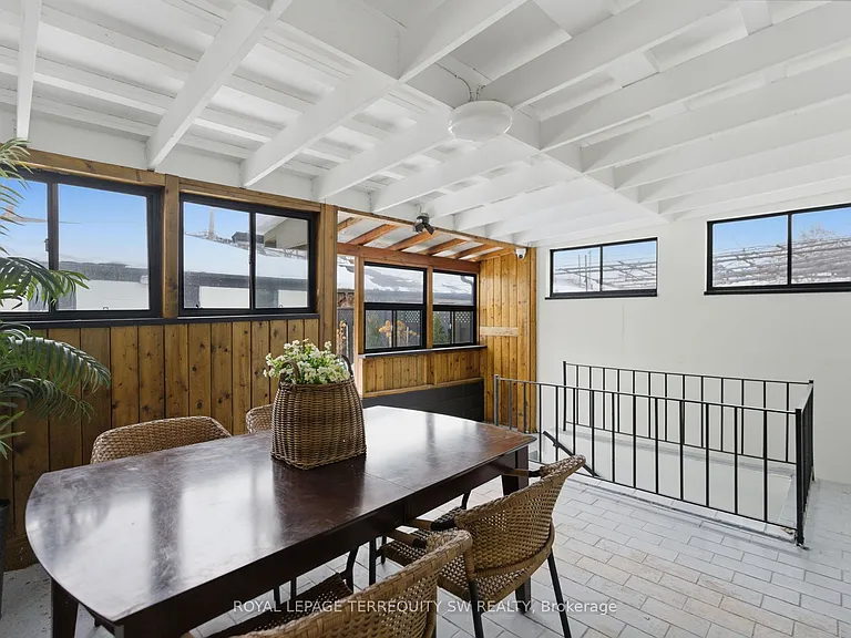 497 Ossington Ave #BASEMENT — Photo 28
