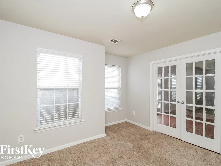 11657 Kades Trl — Photo 6