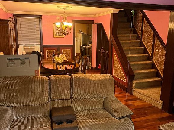 4th image of 47 Denham Ave