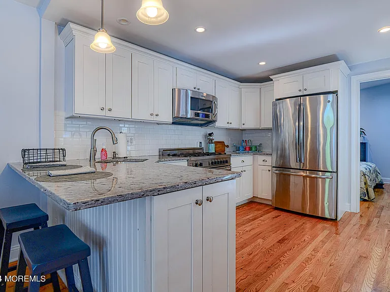 94 Clark Ave — Photo 11