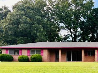 105 Strothers Dr, Vicksburg, MS 39180