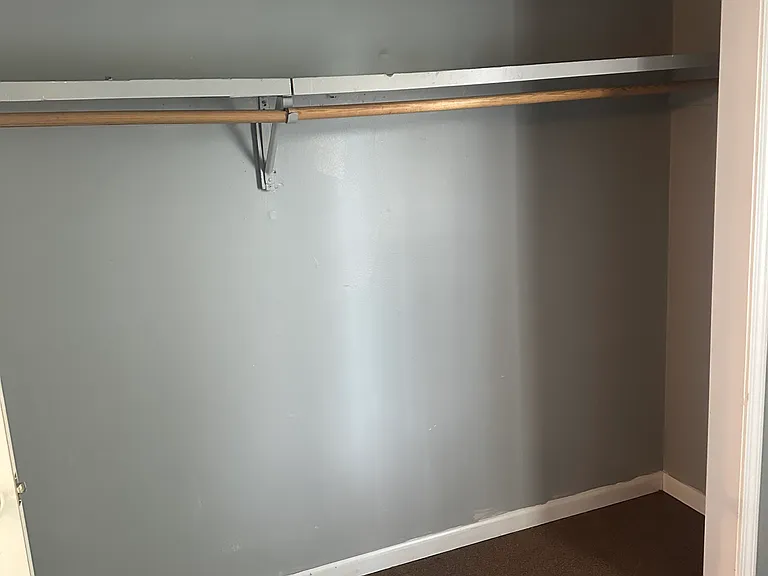101 E Katy Ln #6 — Photo 2