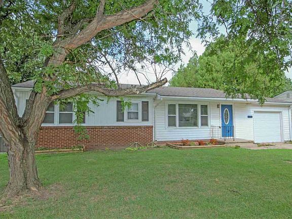 3rd image of 606 N Morningside Dr
