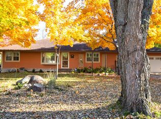 809 Halliday Rd, Saint Cloud, MN 56301