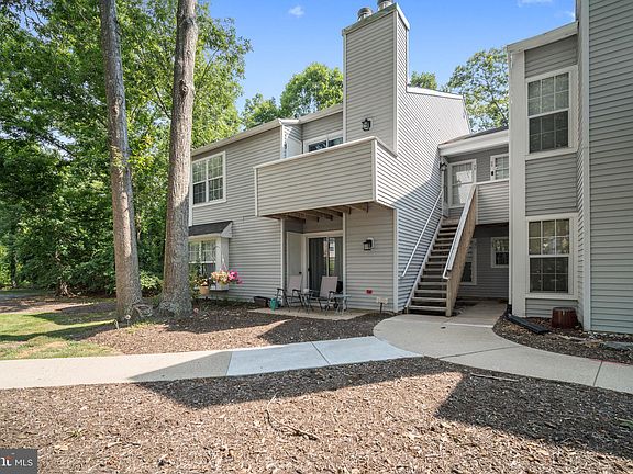 2nd image of 39 Pheasant Meadow Dr