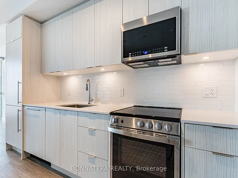 430 Square One Dr #4309 — Photo 18