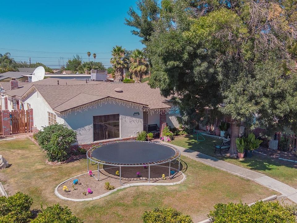 2nd image of 400 Cotton Ave