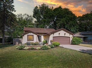 4891 Hanson Rd, Shoreview, MN 55126