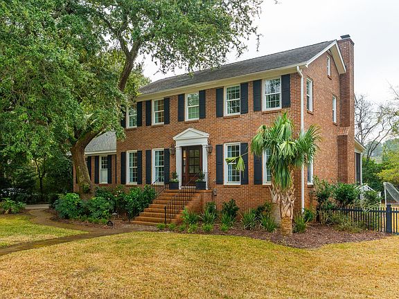 2nd image of 1471 Burningtree Rd