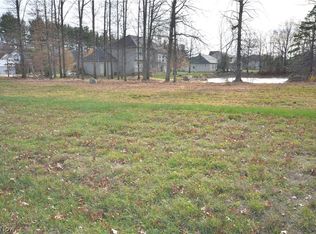 Flint Dr, Vermilion, OH 44089