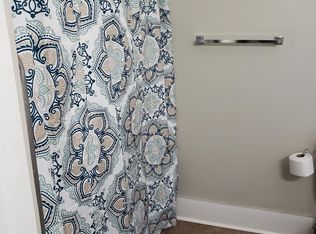 2 Front St #305, Catasauqua, PA 18032