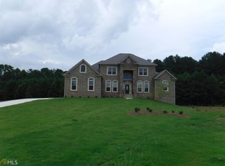 155 Hiett Ct, Fayetteville, GA