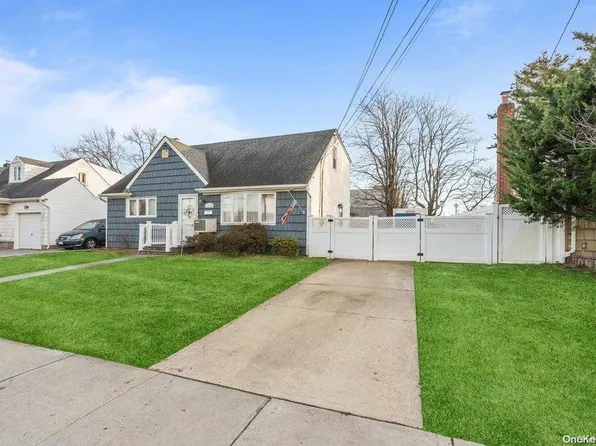 1996 Marion Drive, East Meadow, NY 11554