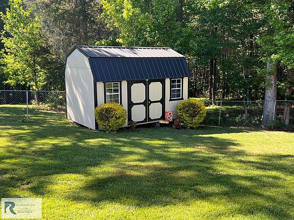 2nd image of 103 Walker Pl