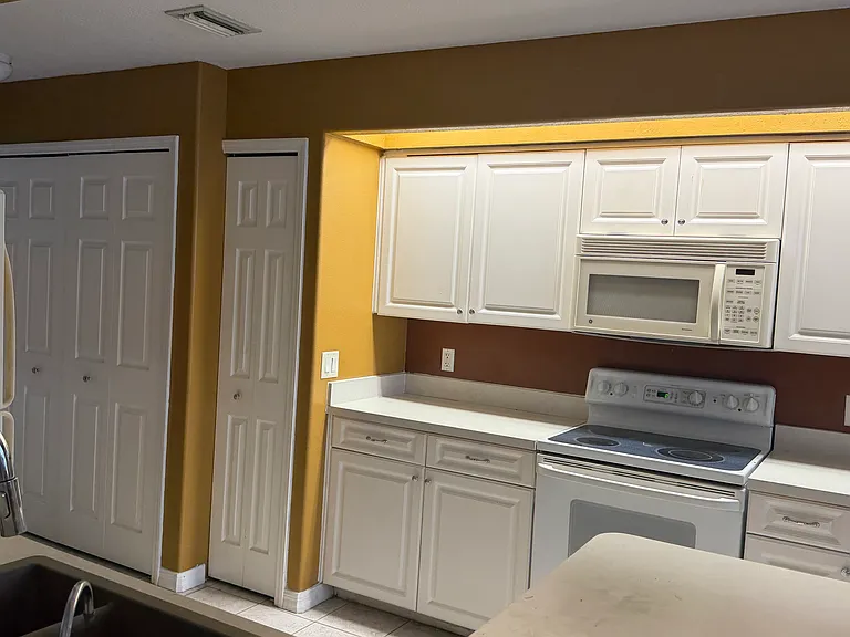 Open kitchen