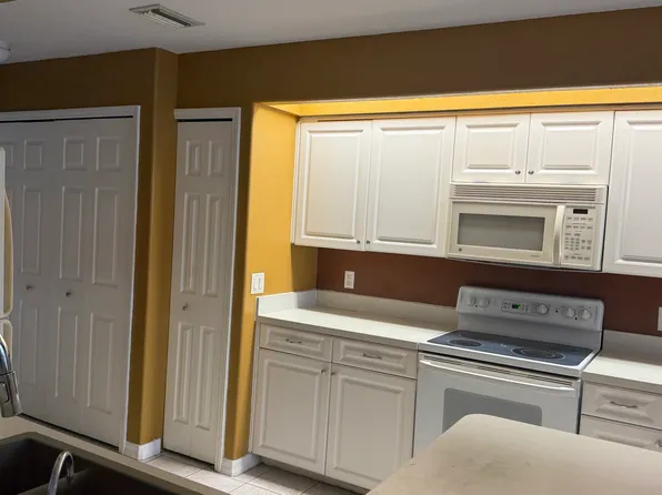 264 Tulane Rd, Venice, FL 34293