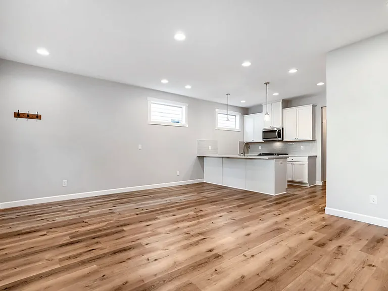 13715 NW 7th Pl — Photo 6