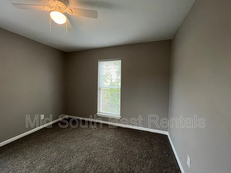2430 Vollintine Ave — Photo 5