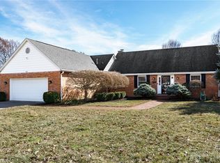 323 Beechgrove Dr, Englewood, OH