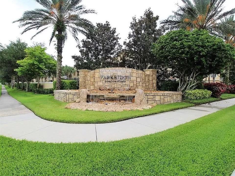 2nd image of 3427 Parkridge Cir
