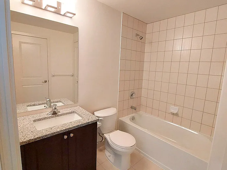 4955 Yonge St #1001 — Photo 8