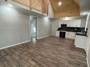 1201 Mill St, Cassville, MO 65625