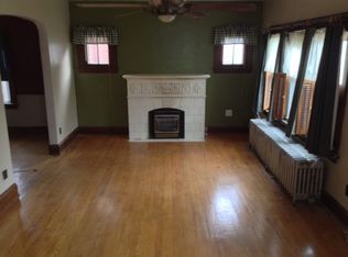 87 25th St NW, Barberton, OH 44203