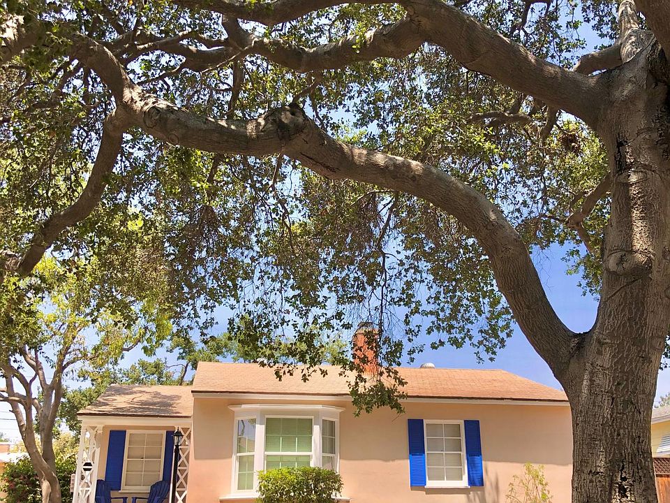 1st image of 405 Oakdale Dr