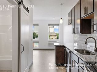 2810 Park Ave #203, Minneapolis, MN 55407
