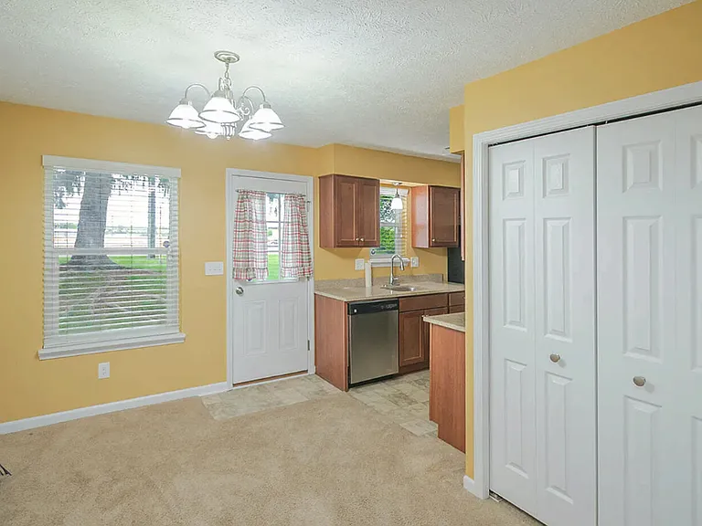 6113 Scotmar Dr — Photo 5
