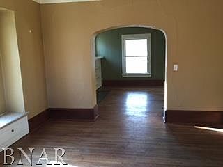 3rd image of 1201 N Fell Ave