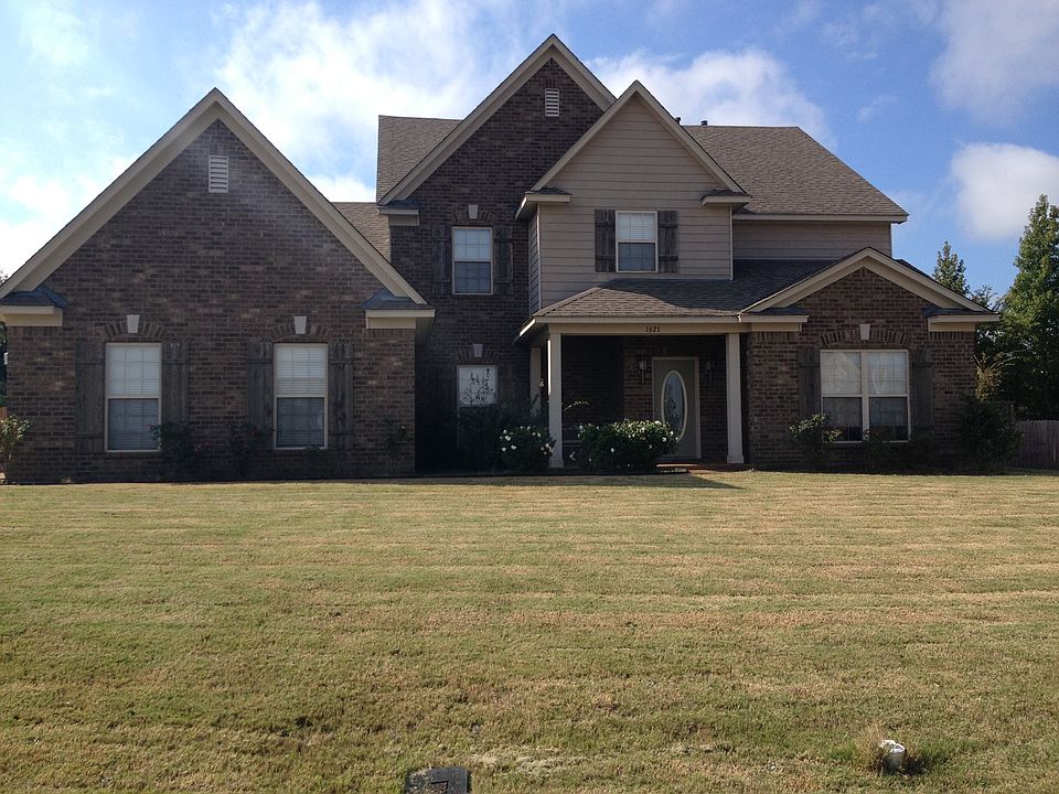 1st image of 1621 Montys Cir N