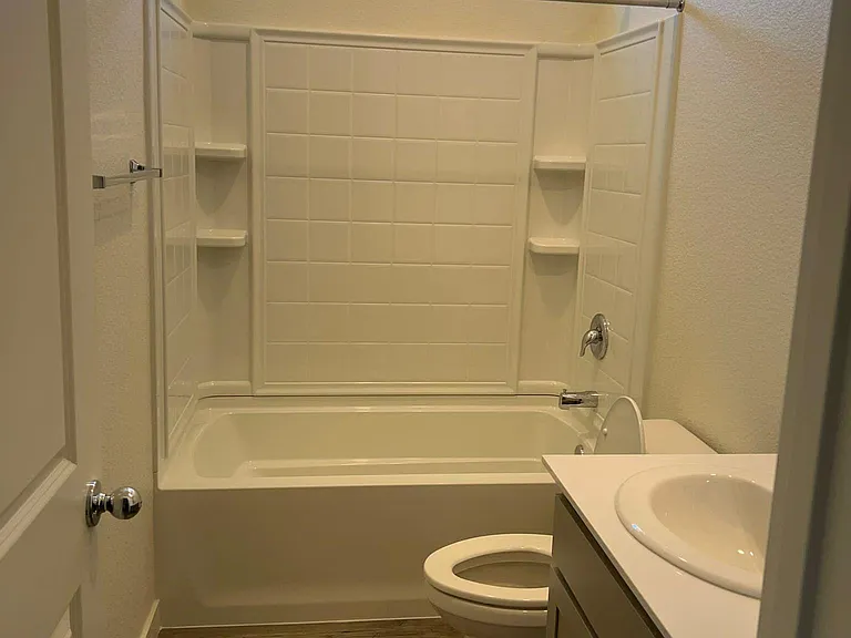 963 Kathryn Ct — Photo 12