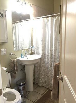 4th image of 265 Newbury St APT 3
