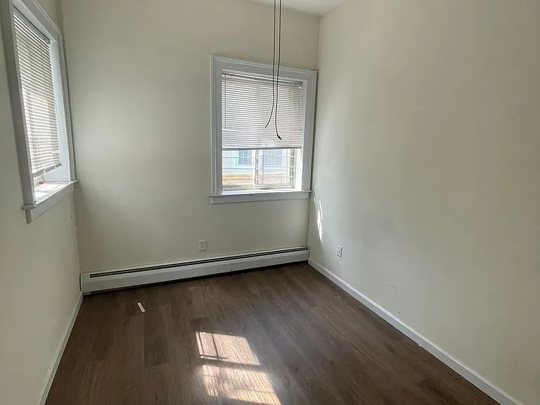 260 Dwight St #F — Photo 35